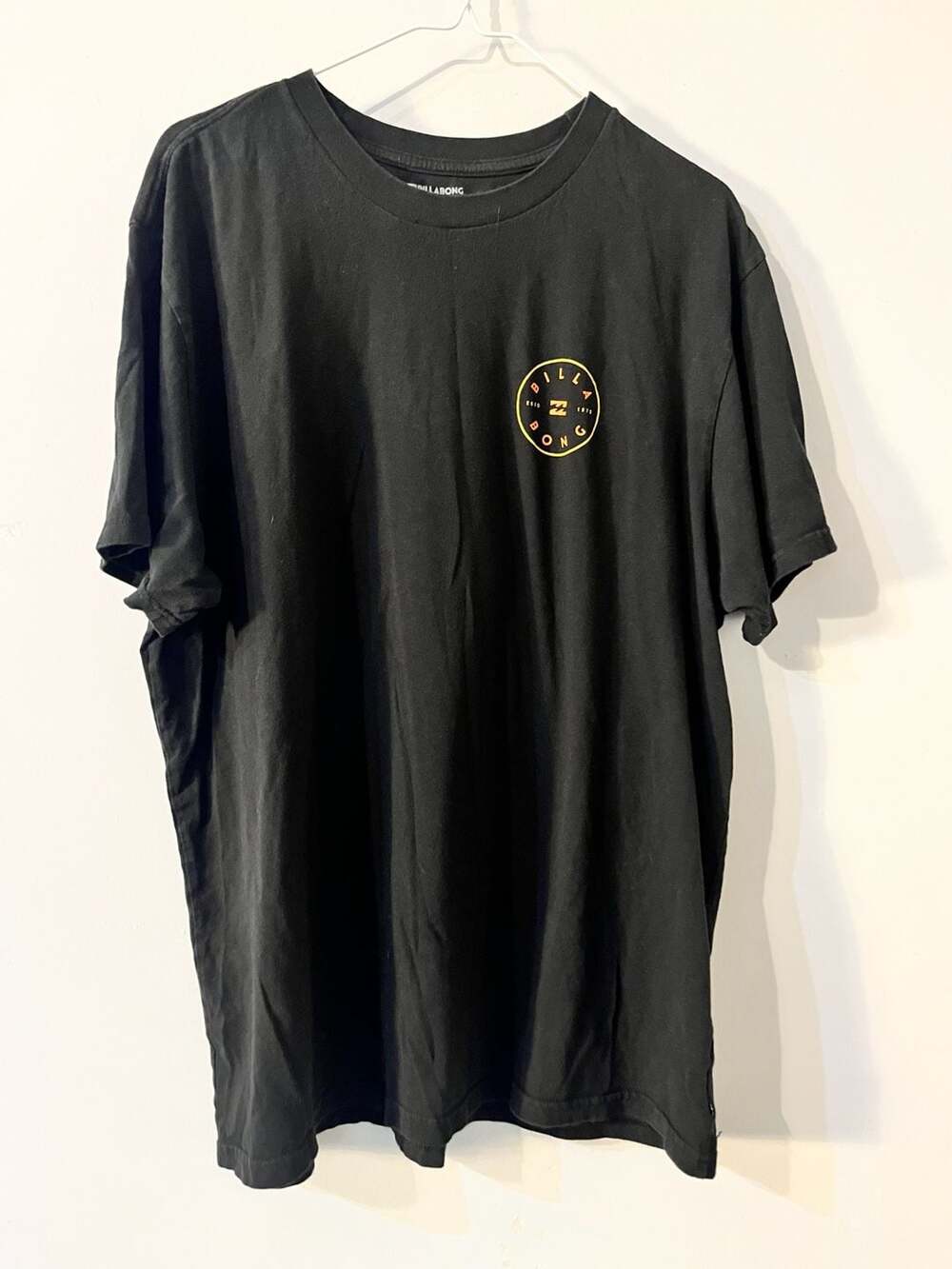 Billabong Core Fit Nineteen Seventy Three Graphic T-Shirt 003-094